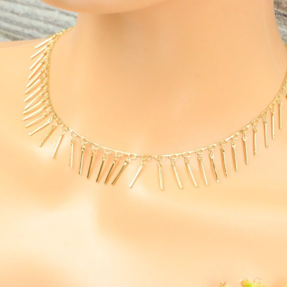 "Minimalist Necklace – Timeless, Elegant Jewelry for Her, MAR091390 - Picture 8 of 10